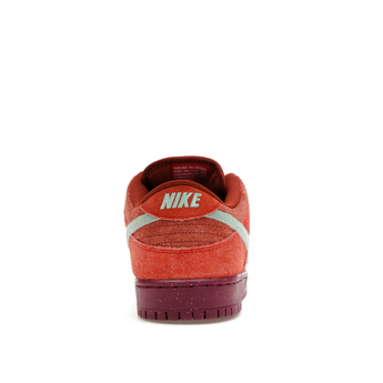 Nike SB Dunk Low Mystic Red Rosewood