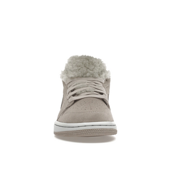 Air Jordan 1 Low SE Sherpa Fleece