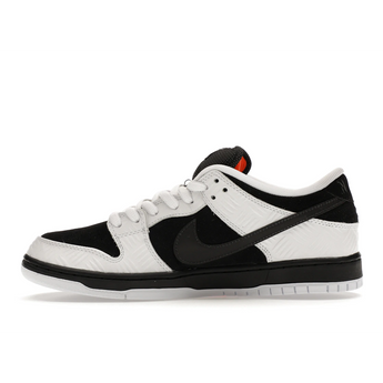 Nike SB Dunk Low TIGHTBOOTH