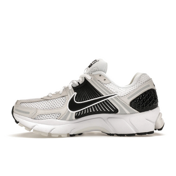 Nike Zoom Vomero 5 White Black