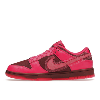 Nike Dunk Low Valentine's Day