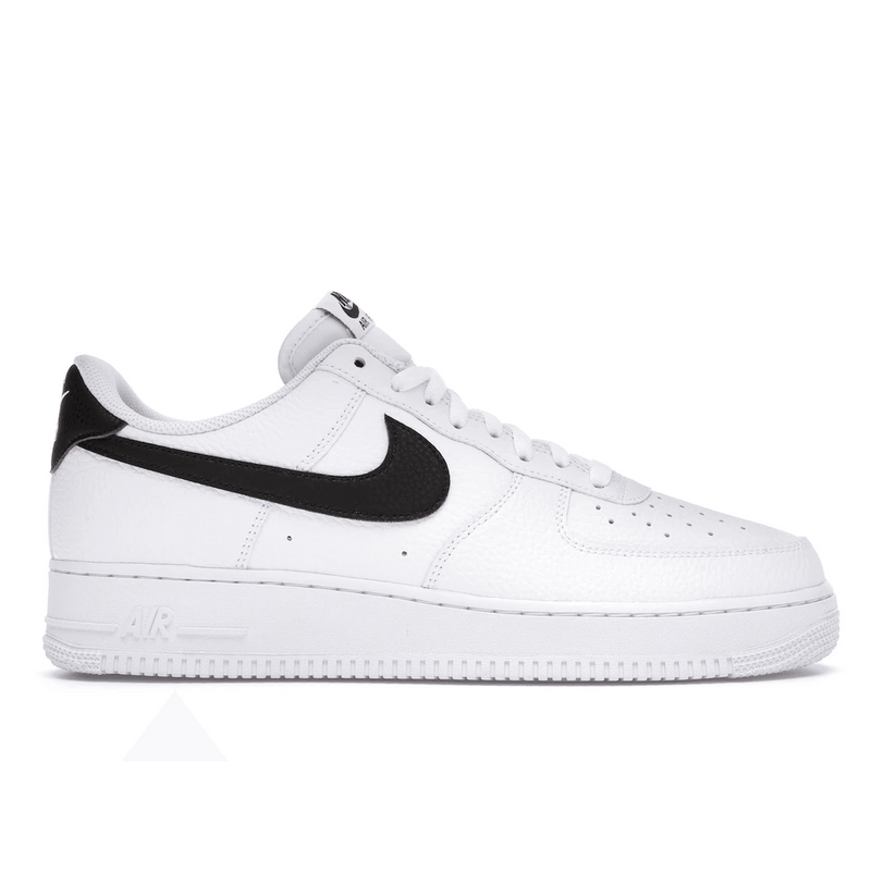 Air Force 1 07 White Black Pebbled Leather product image