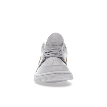 Air Jordan 1 Low Barely Grape - Sneakerzone