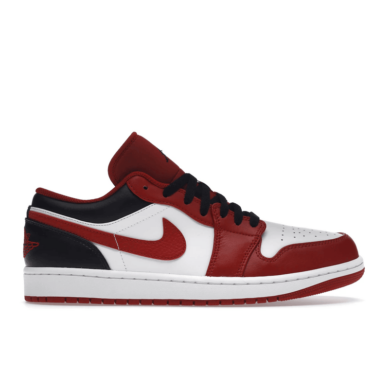 Air Jordan 1 Low Bulls product image