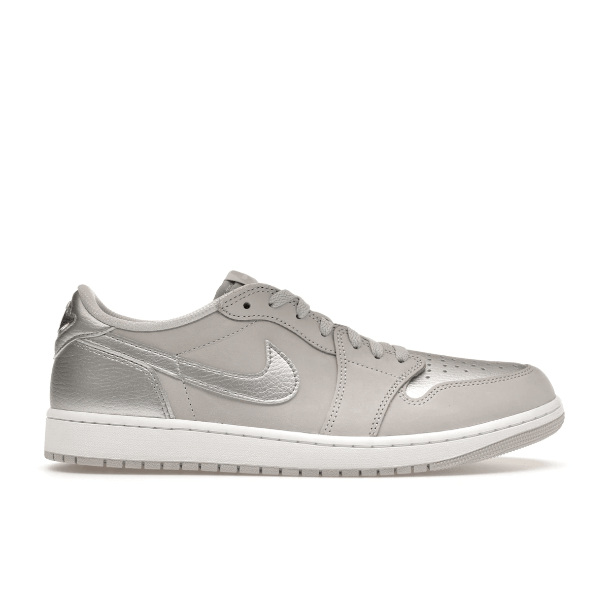 Air Jordan 1 Low OG Metallic Silver - Sneakerzone