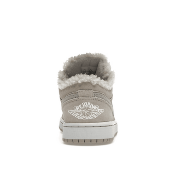Air Jordan 1 Low SE Sherpa Fleece - Sneakerzone