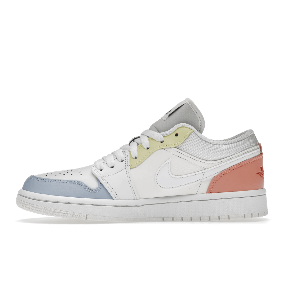 Air Jordan 1 Low To My First Coach - Sneakerzone