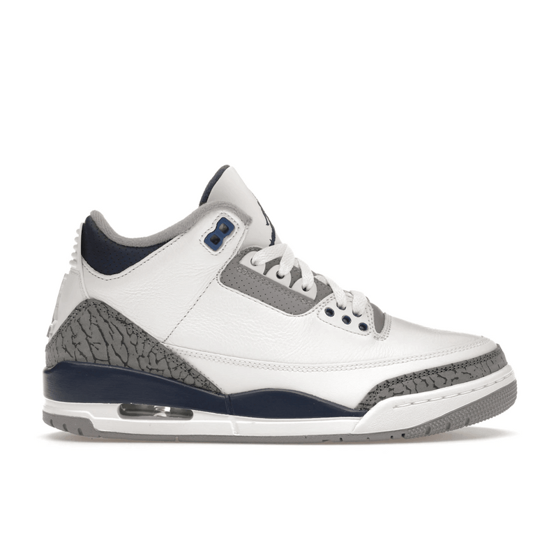 Air Jordan 3 Retro Midnight Navy product image