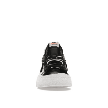 Blazer Low x Sacai Black Patent Leather - Sneakerzone