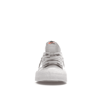 Blazer Low x Sacai White Patent Leather - Sneakerzone