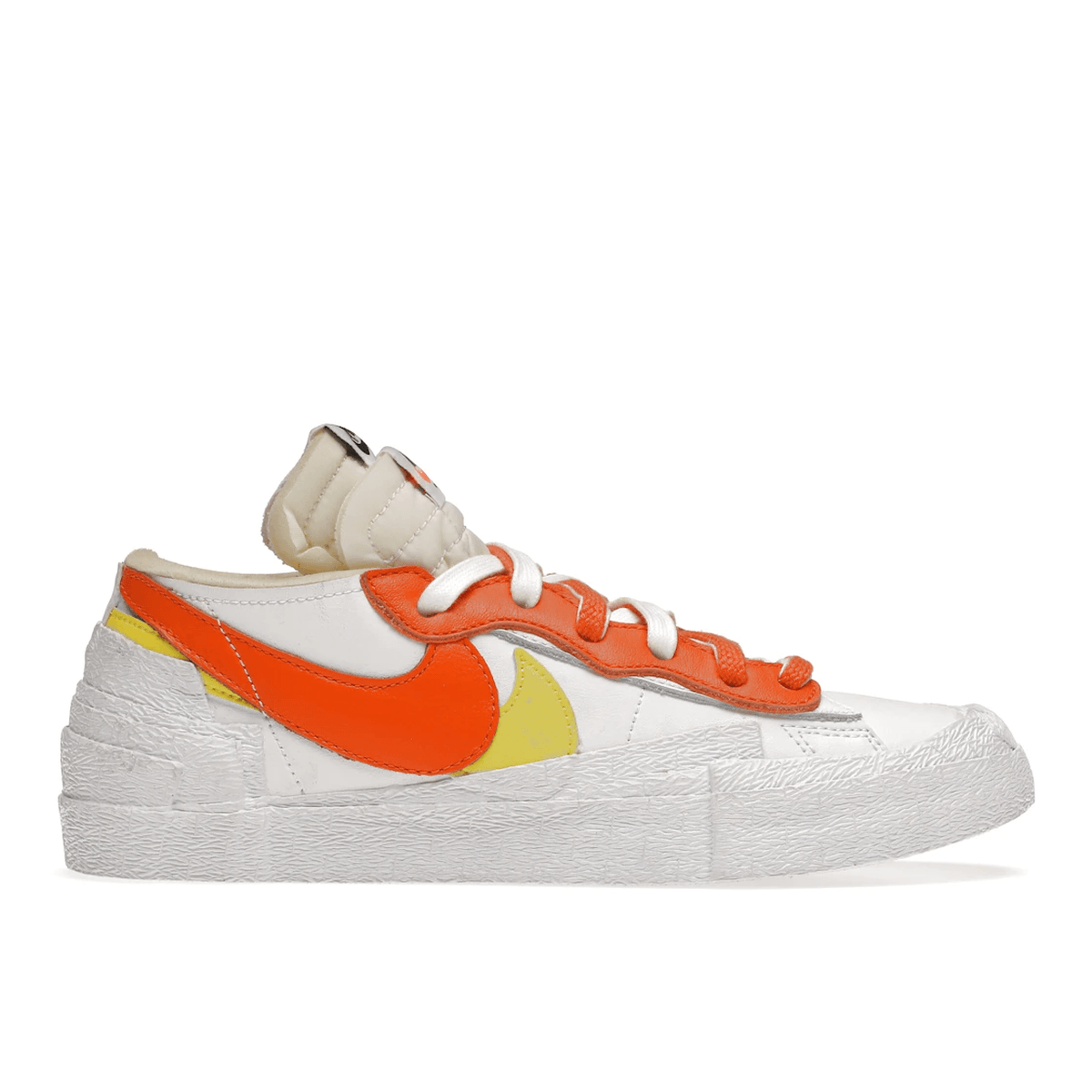 Blazer X Sacai Magma Orange - Sneakerzone