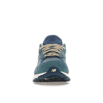 New Balance 990v3 MiUSA Levi's Denim