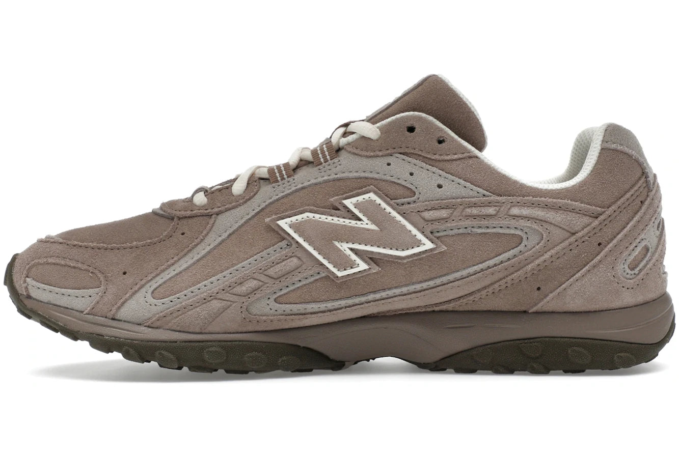 New Balance 204L Mushroom Arid Stone