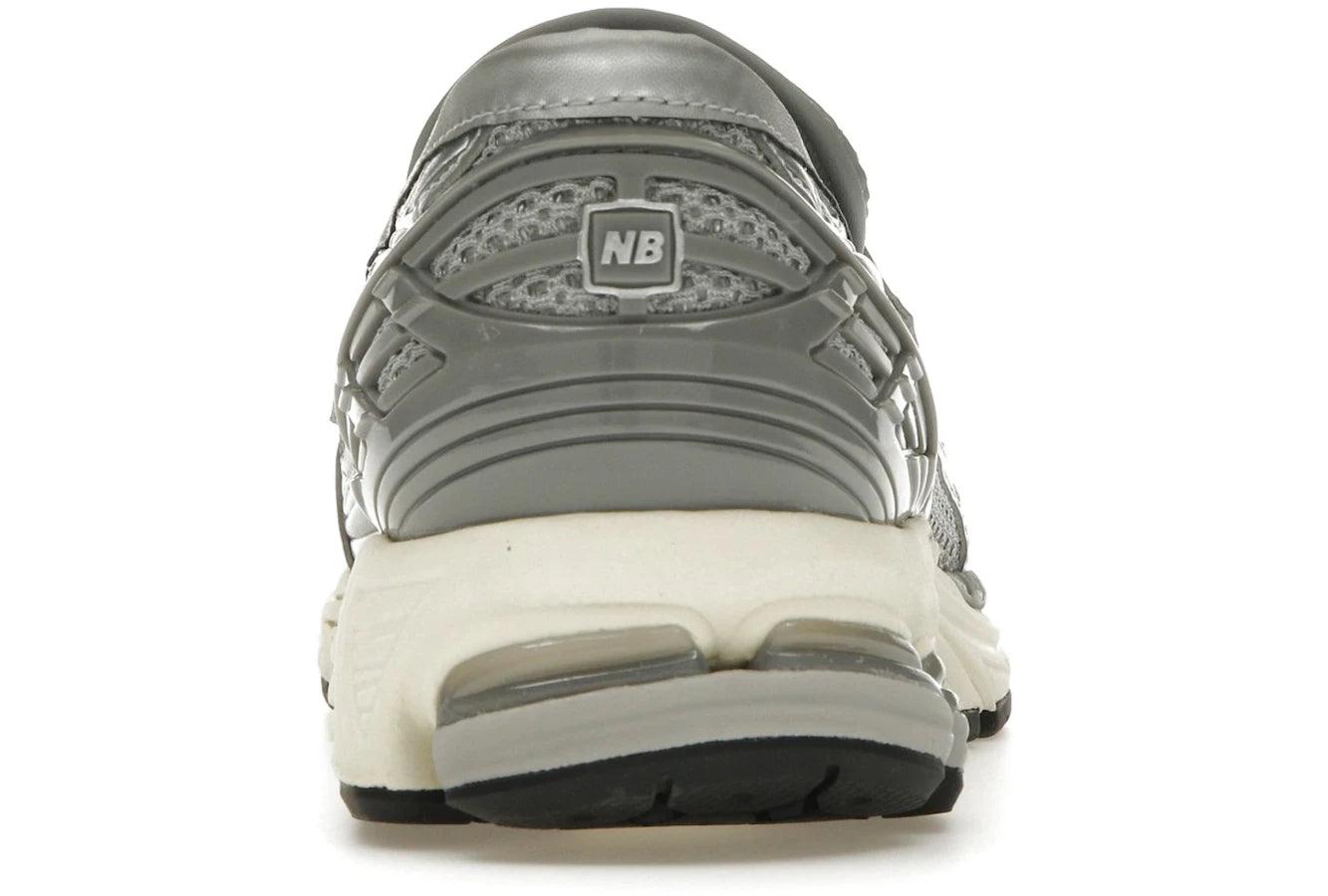 New Balance 1906L Metallic Silver - Sneakerzone