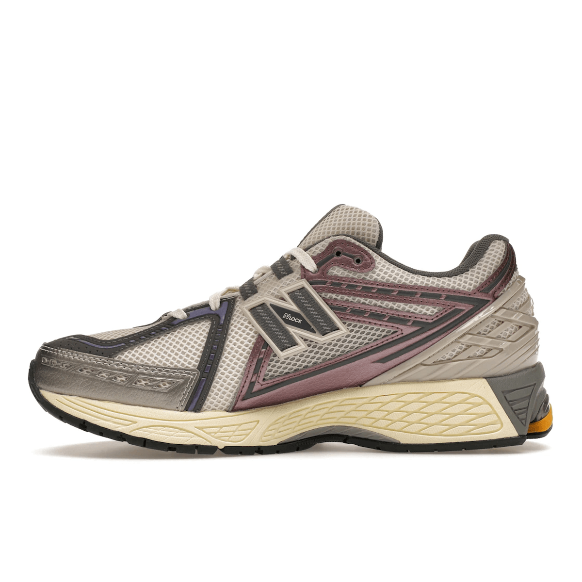 New Balance 1906R Licorice - Sneakerzone