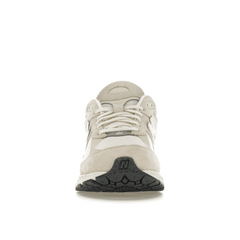 New Balance 2002R Off White - Sneakerzone