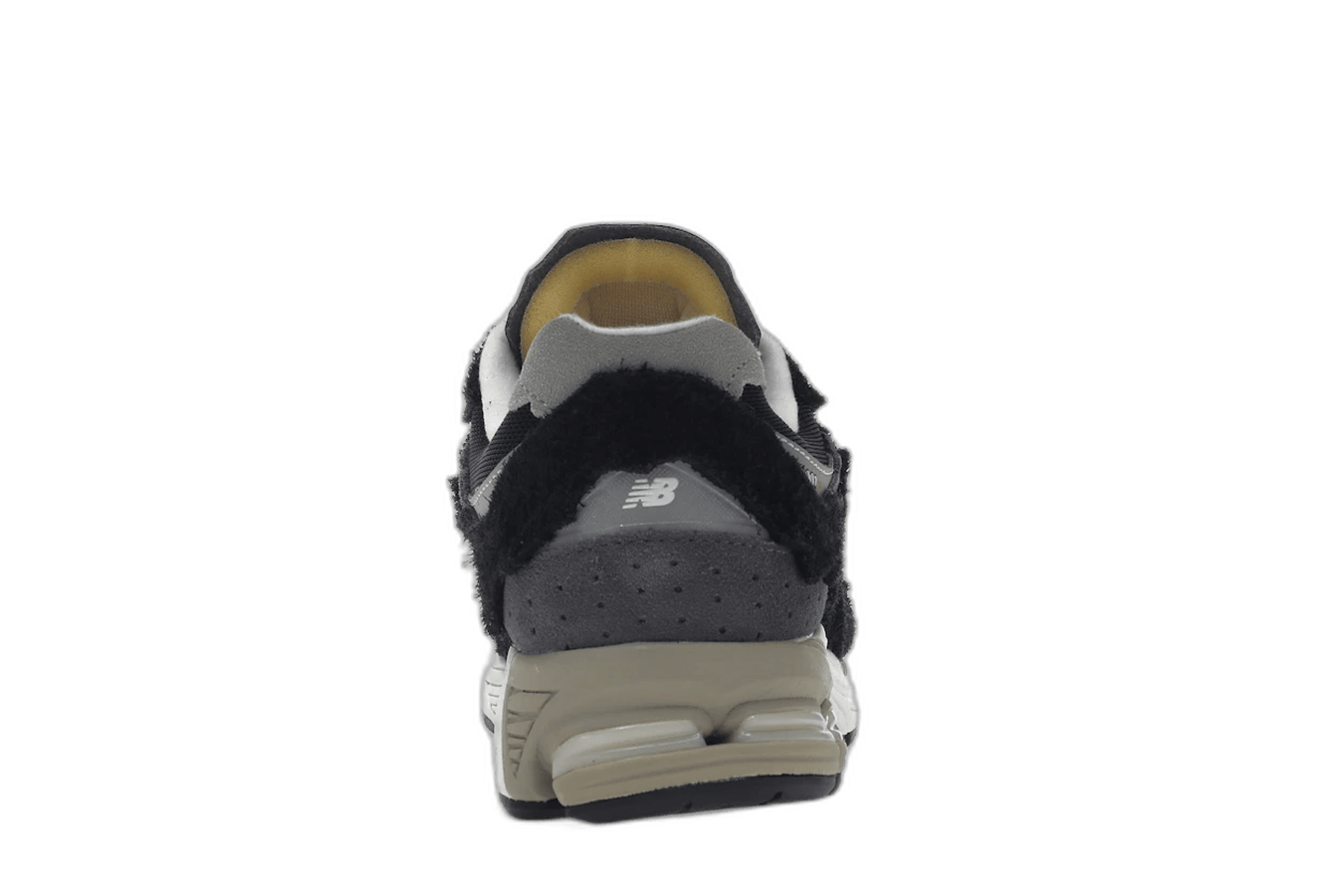 New Balance 2002R Protection Pack Black Grey - Sneakerzone