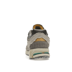 New Balance 2002R Protection Pack Rain Cloud - Sneakerzone