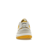 New Balance 550 Sea Salt Varsity Gold - Sneakerzone