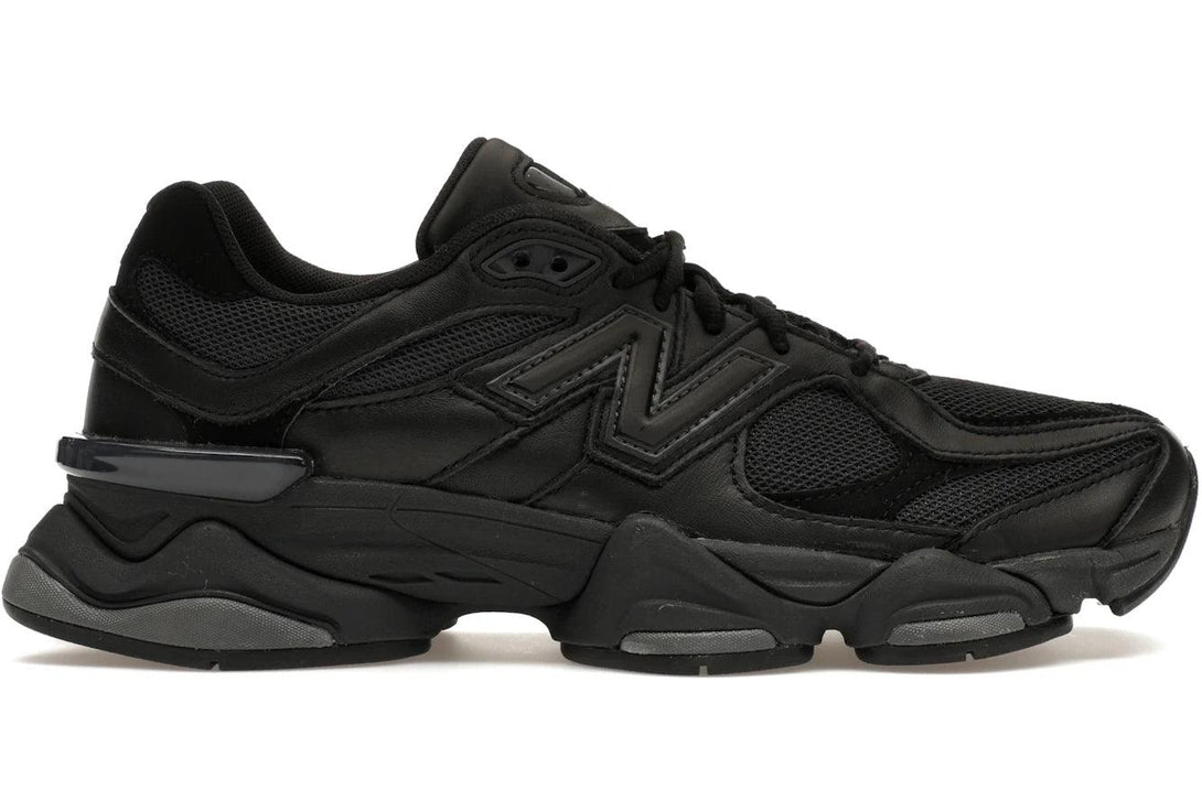 New Balance 9060 Triple Black Leather - Sneakerzone