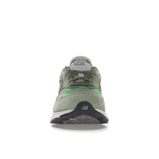 New Balance 990v3 MiUSA Patta Keep Your Family Close - Sneakerzone