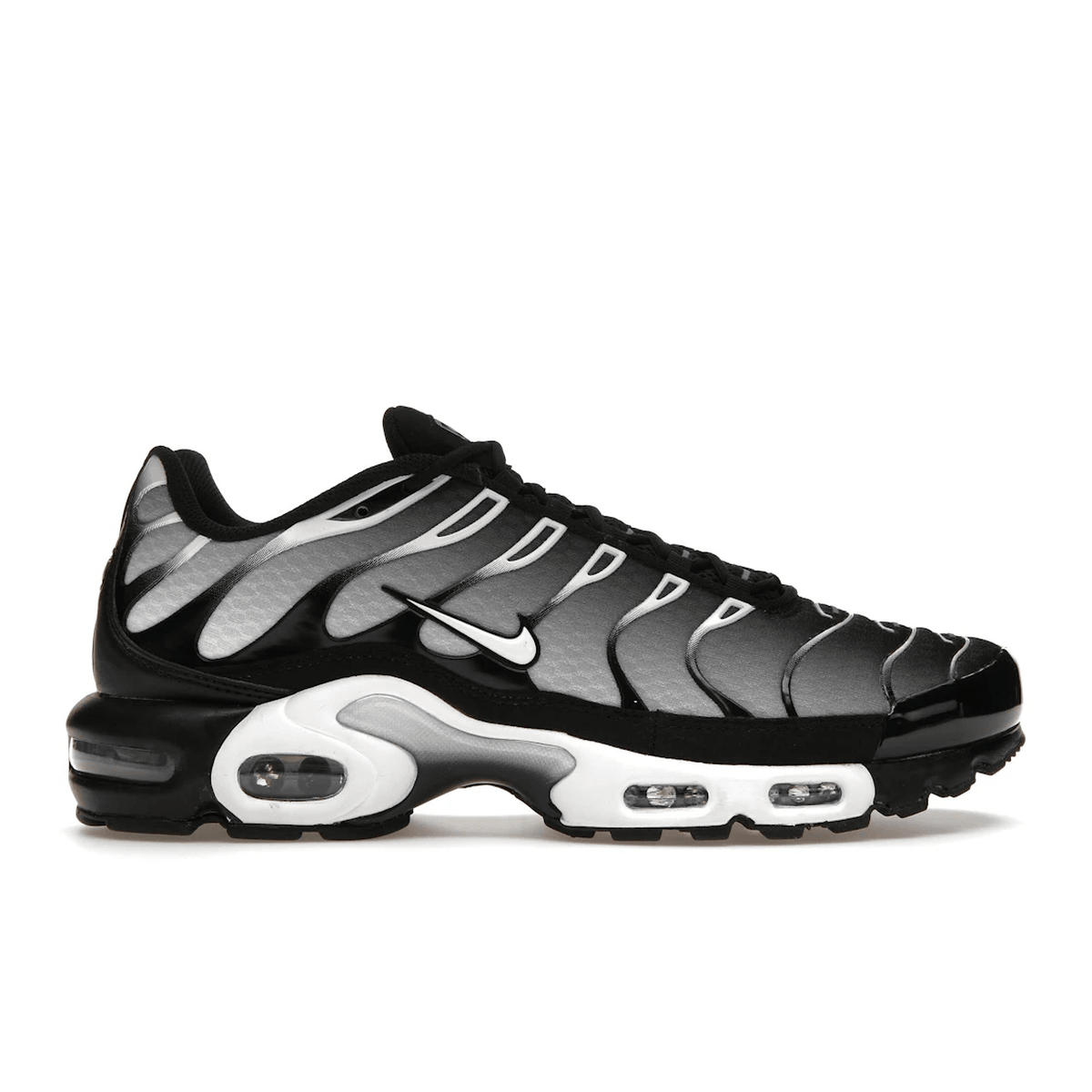 air max plus one world