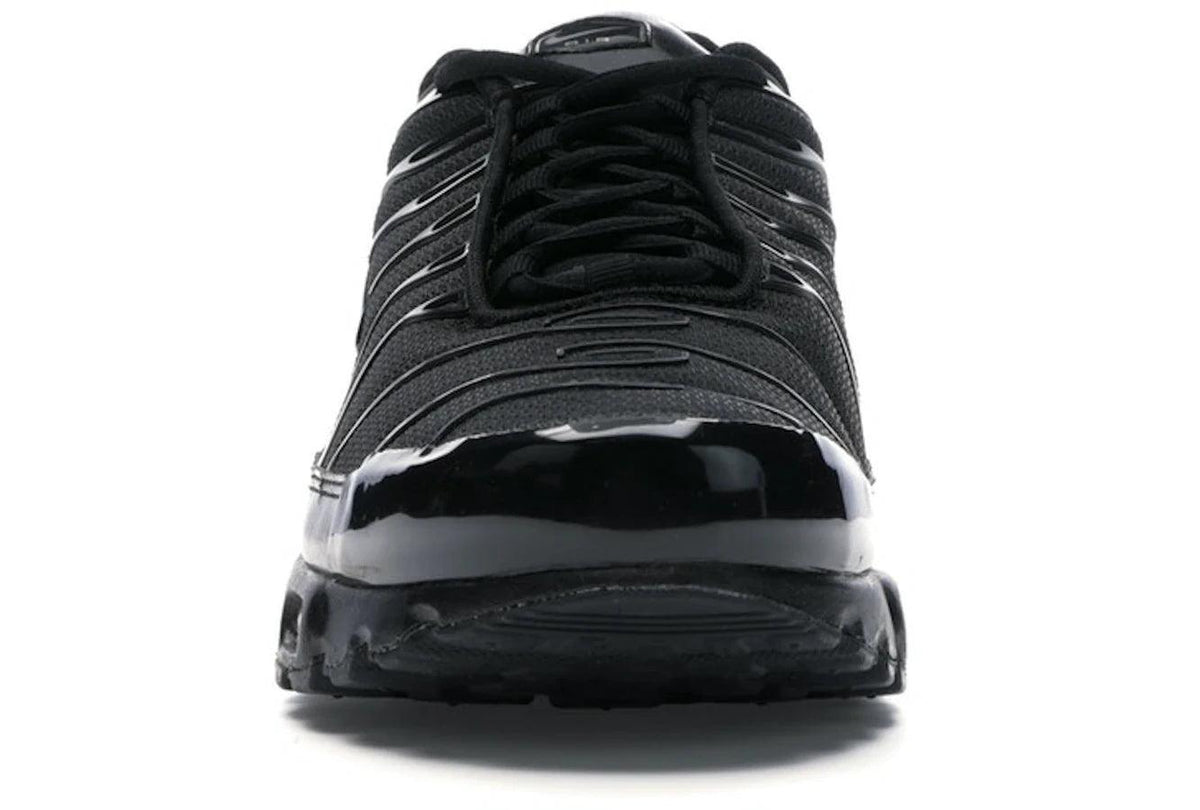 Nike Air Max Plus Triple Black secondary image