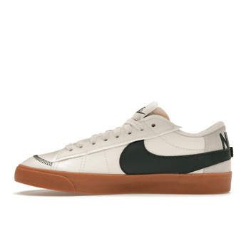 Nike Blazer Low 77 Jumbo WNTR Sail Pro Green Gum - Sneakerzone