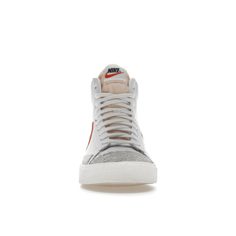 Nike Blazer Mid 77 Vintage Mismatched Swoosh Blue Red - Sneakerzone