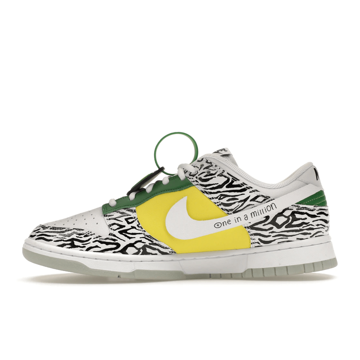 Nike Dunk Low Doernbecher Zoe - Sneakerzone