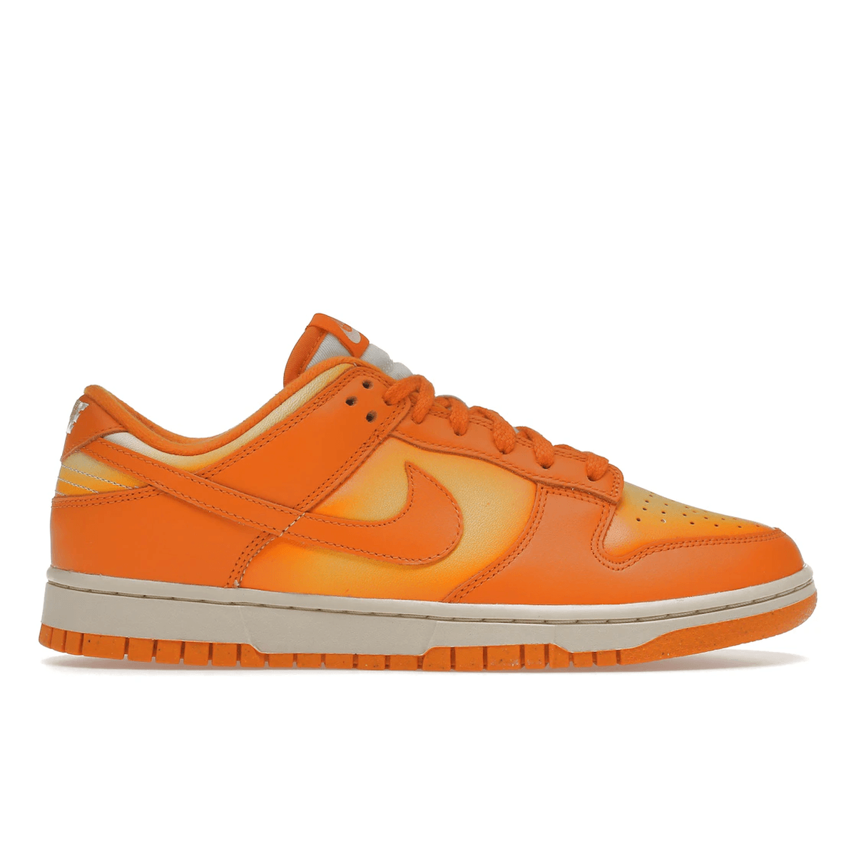 Nike Dunk Low Magma Orange - Sneakerzone