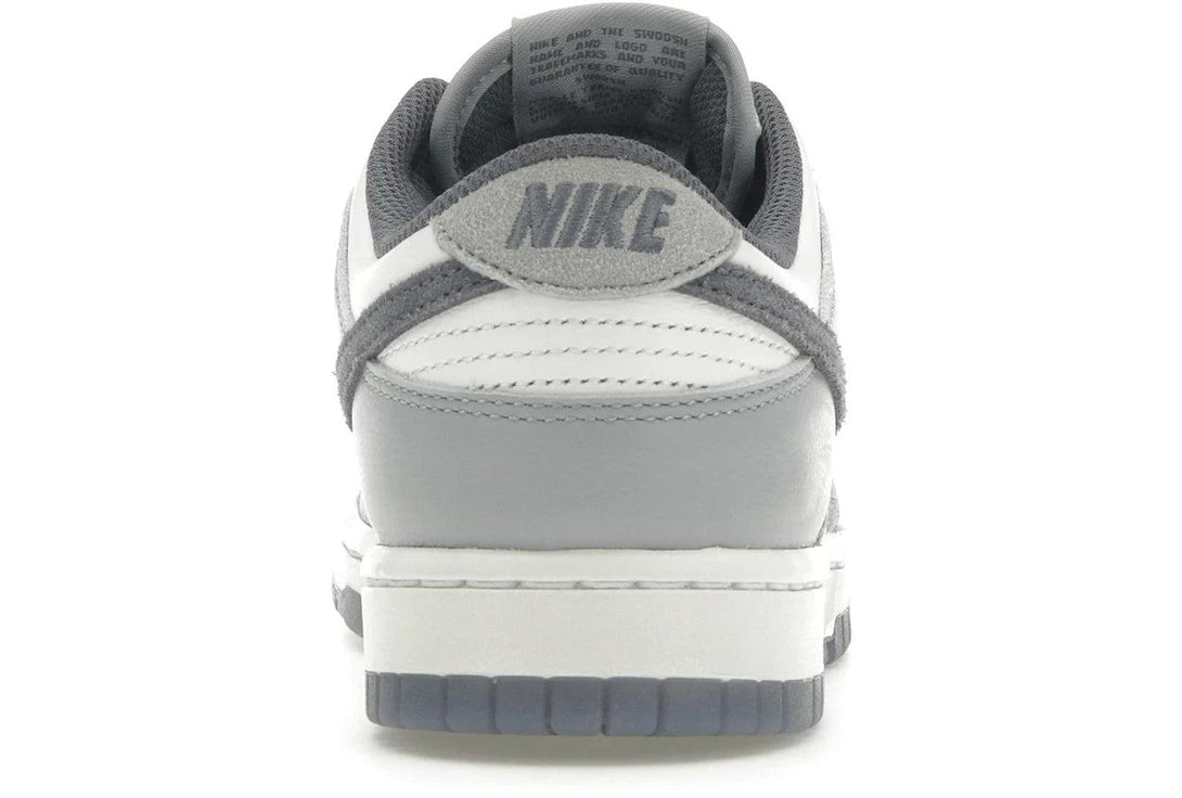 Nike Dunk Low SE Light Carbon - Sneakerzone