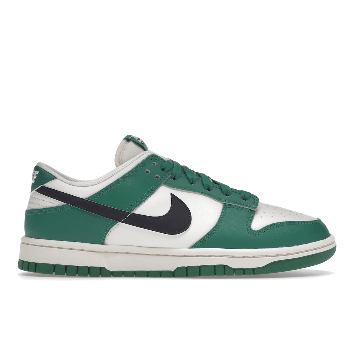 Nike Dunk Low SE Lottery Pack Malachite Green - Sneakerzone