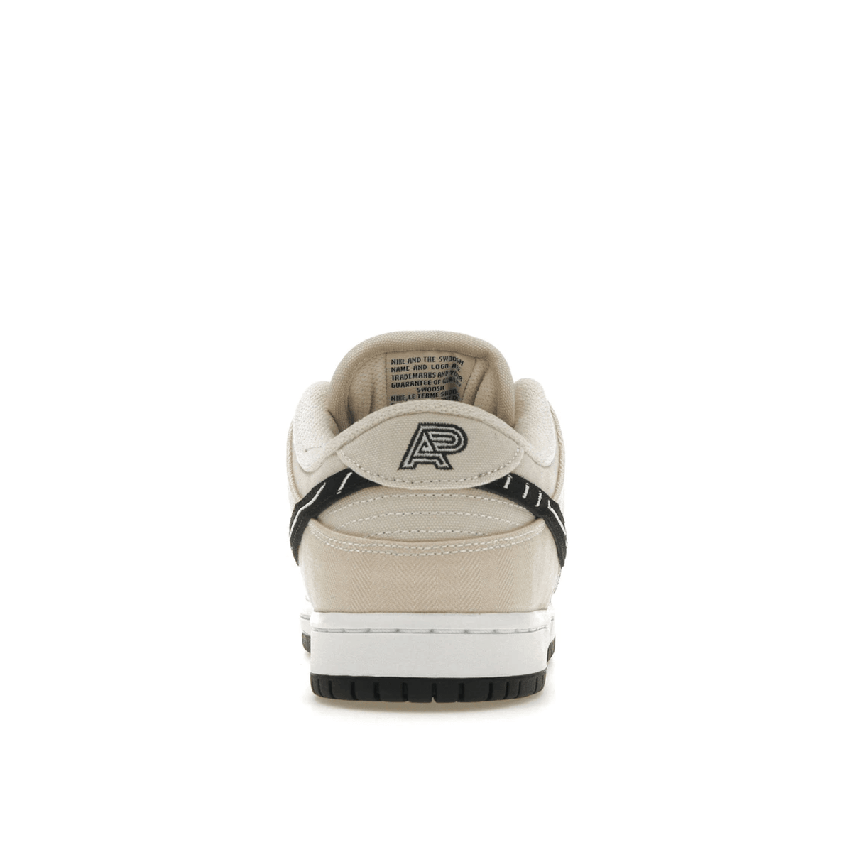 Nike SB Dunk Low Albino & Preto - Sneakerzone