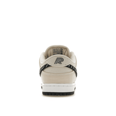 Nike SB Dunk Low Albino & Preto - Sneakerzone