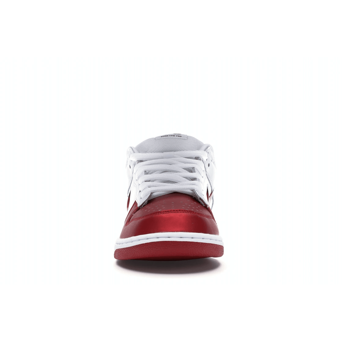 Nike SB Dunk Low Supreme Jewel Swoosh Red - Sneakerzone