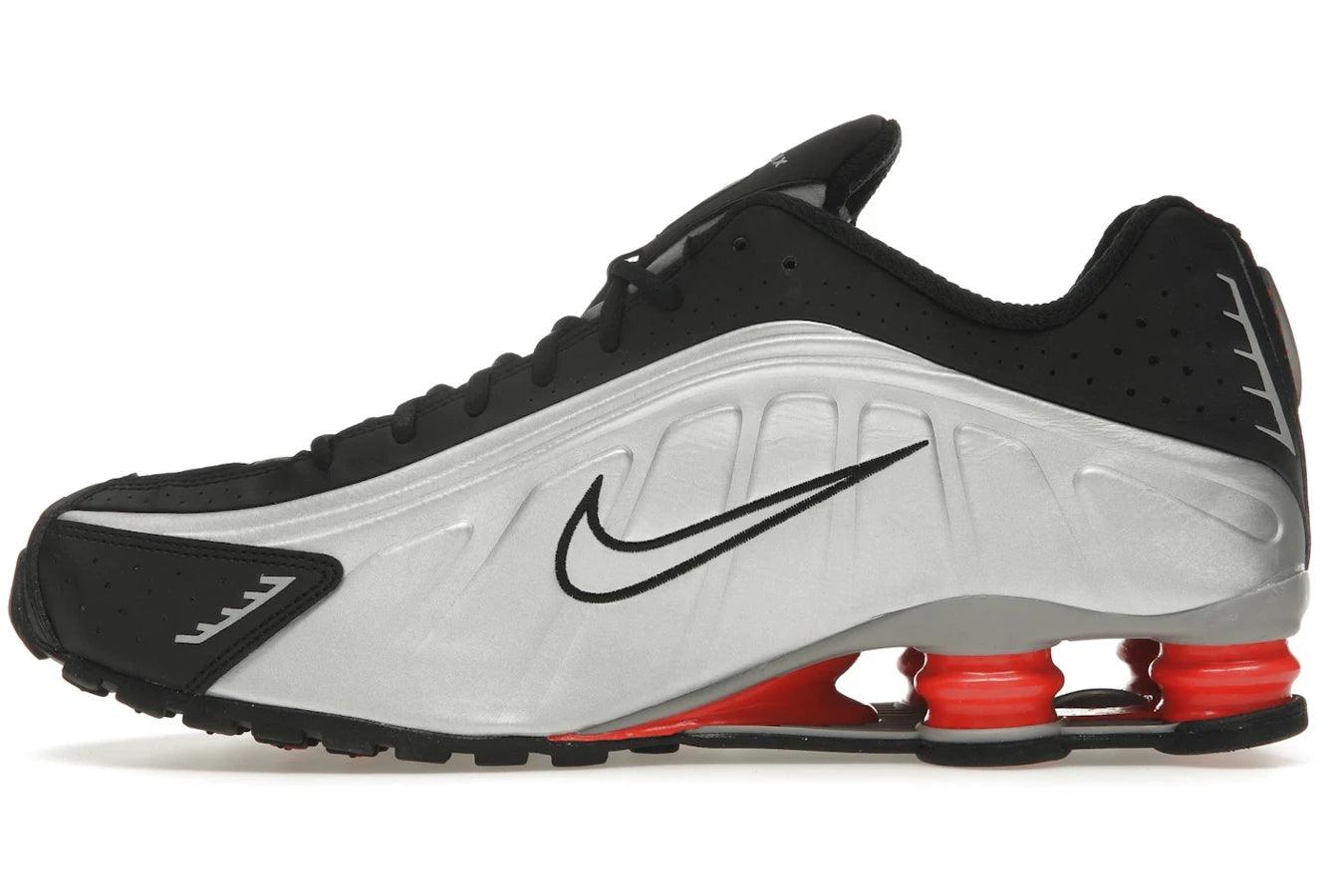 Nike Shox R4 Black Metallic Silver - Sneakerzone