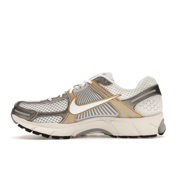 Nike Zoom Vomero 5 Platinum Tint Metallic Gold - Sneakerzone