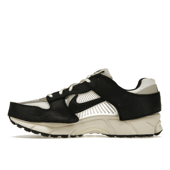 Nike Zoom Vomero 5 Timeless Panda Dunk - Sneakerzone