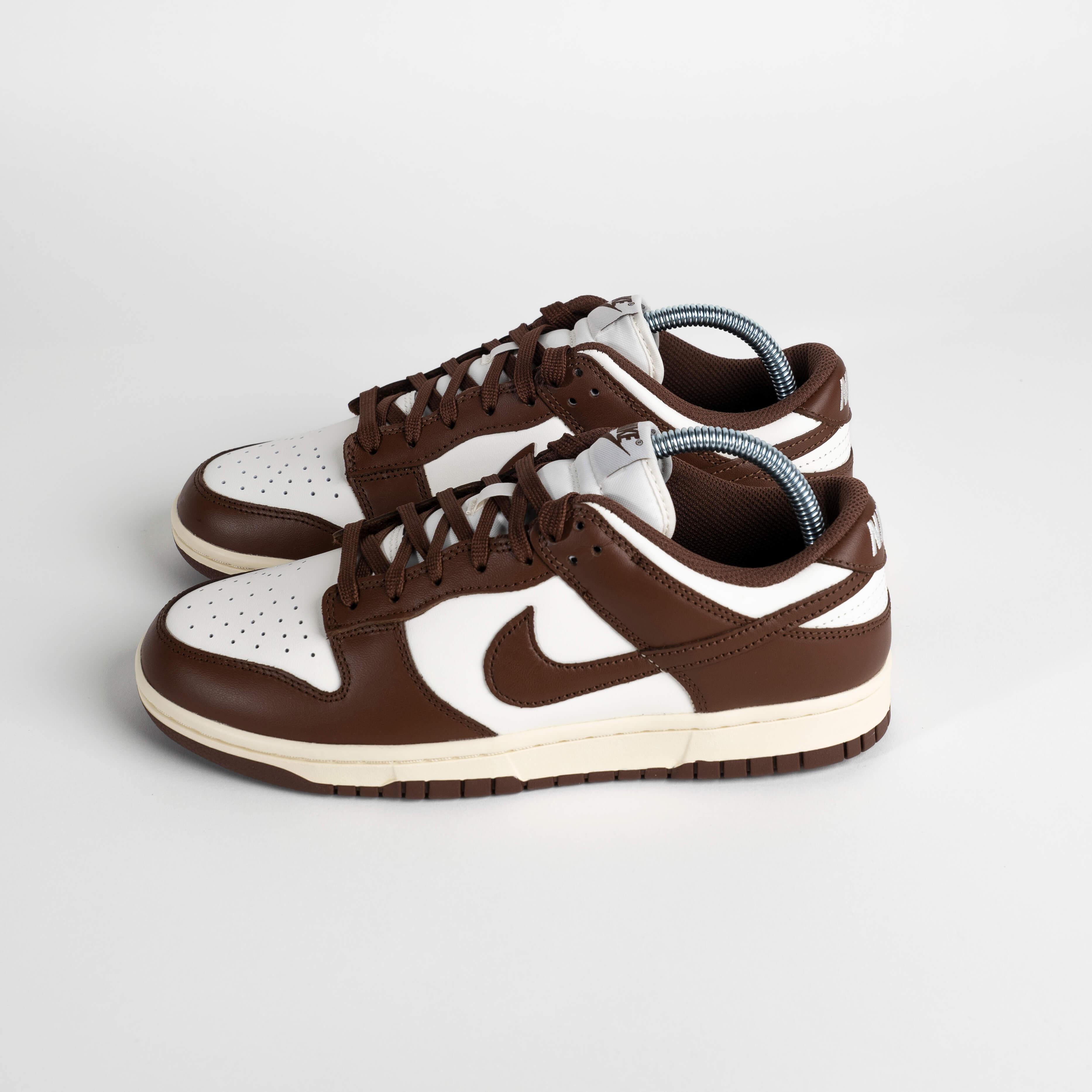 Plastik Skotræ - Sneakerzone