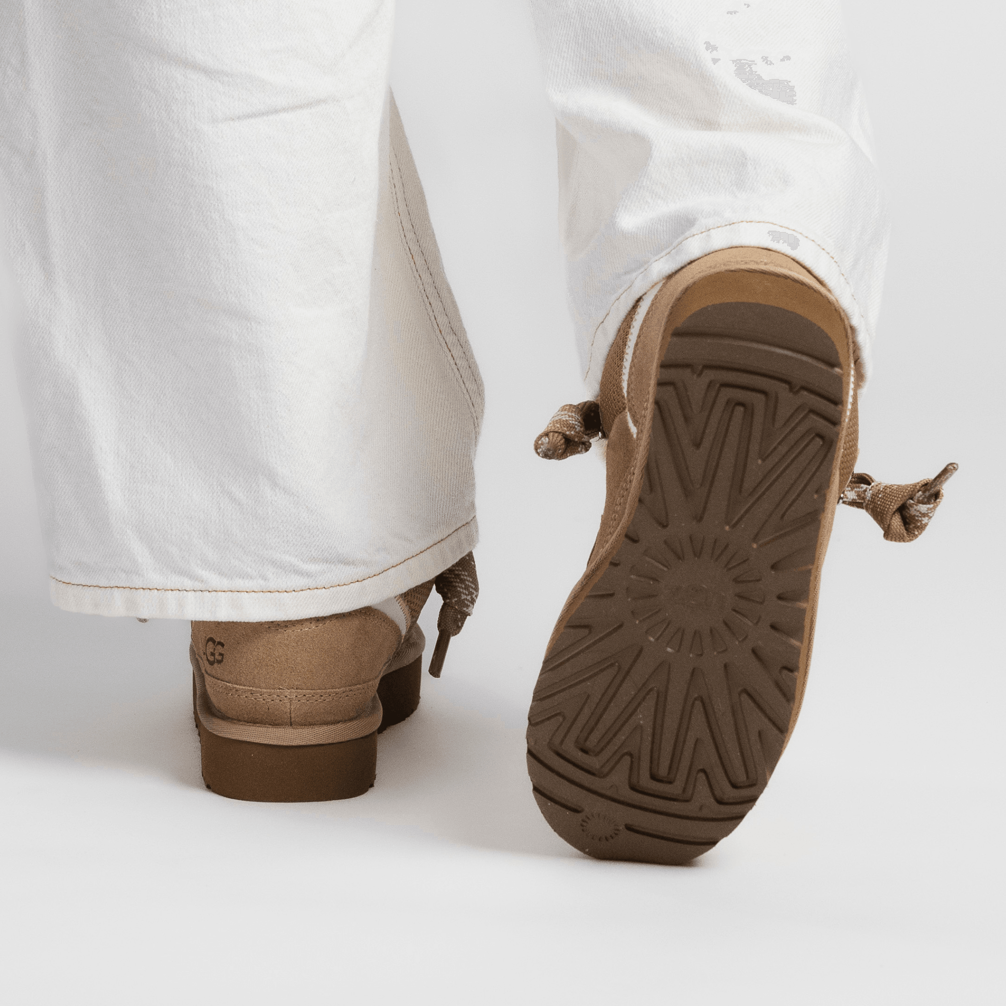 UGG Lowmel Sand - Sneakerzone