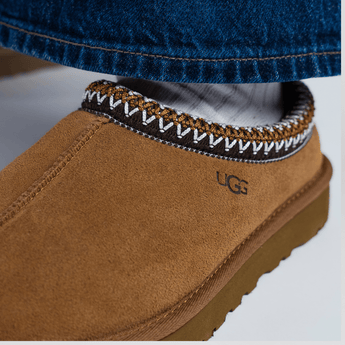 UGG Tasman Slipper Chestnut - Sneakerzone