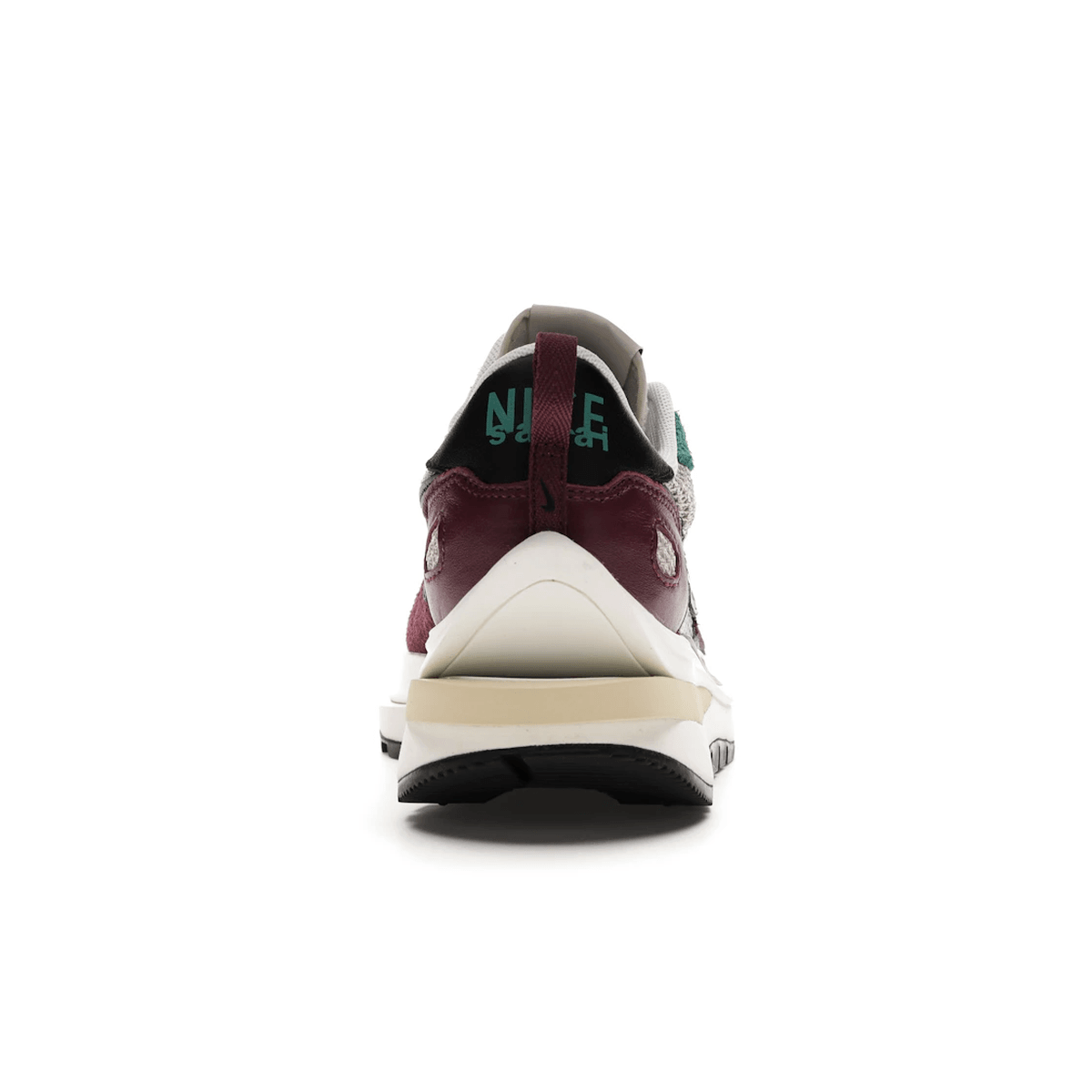 Vaporwaffle X Sacai Villain Red - Sneakerzone